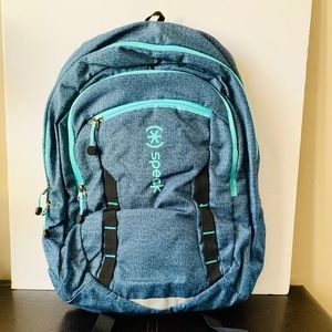 Speck "The Prep" Blue Zippered Multi-Compartment